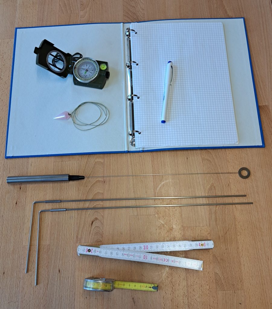 Tout ce qu’il faut pour la radiesthésie downsing kit case